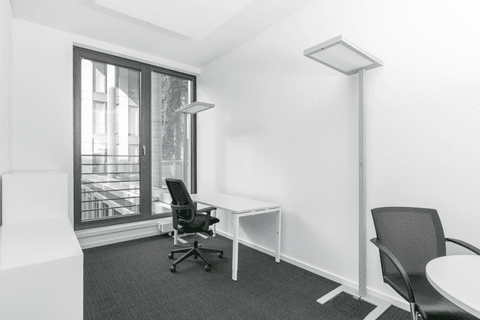 Day office — Regus Namur, Avenue Prince de Liège, Namur