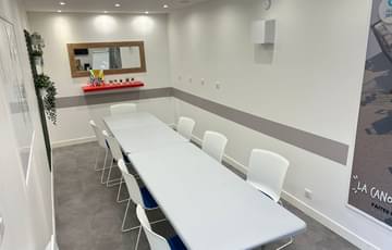 Large Meeting Room — La Canotière, Bièvres