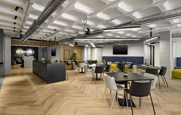 Pase de día — Venture X Azca, Madrid