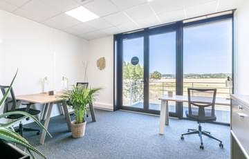 Bureau 33 - 4 postes (17m²) — B'CoWorker Strasbourg Schiltigheim, Strasbourg