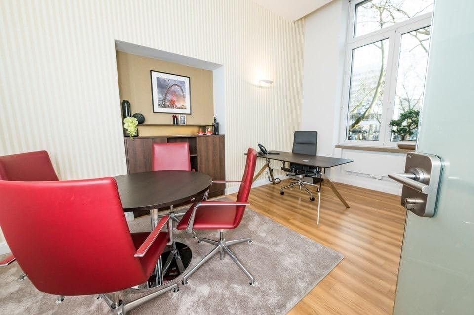 Besprechungsraum Graf Adolf — Satellite Office Düsseldorf - Königsallee, Ratingen