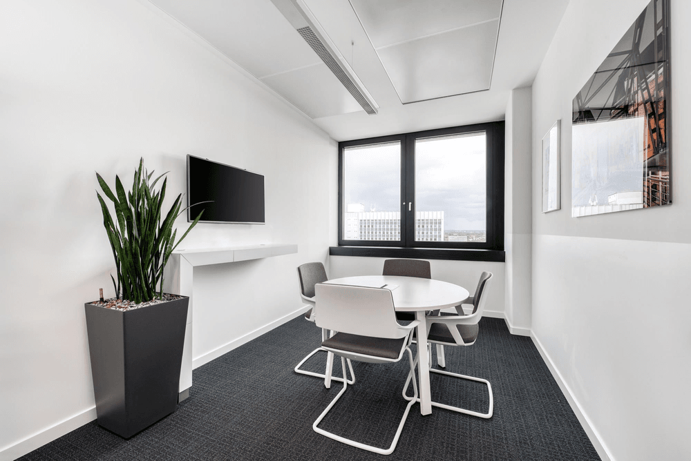 Regus OH, Canton - Champions Gtwy, Meeting room MR-304, Canton, OH