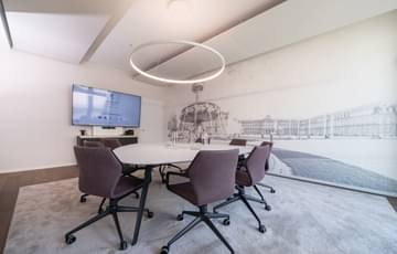Besprechungsraum Schlossplatz — Satellite Office Stuttgart - K35, Sindelfingen