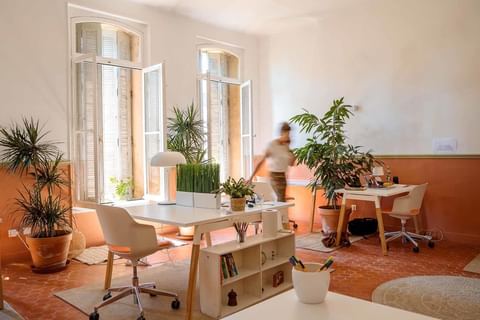 Coworking day pass — La Belle Place, La Garde