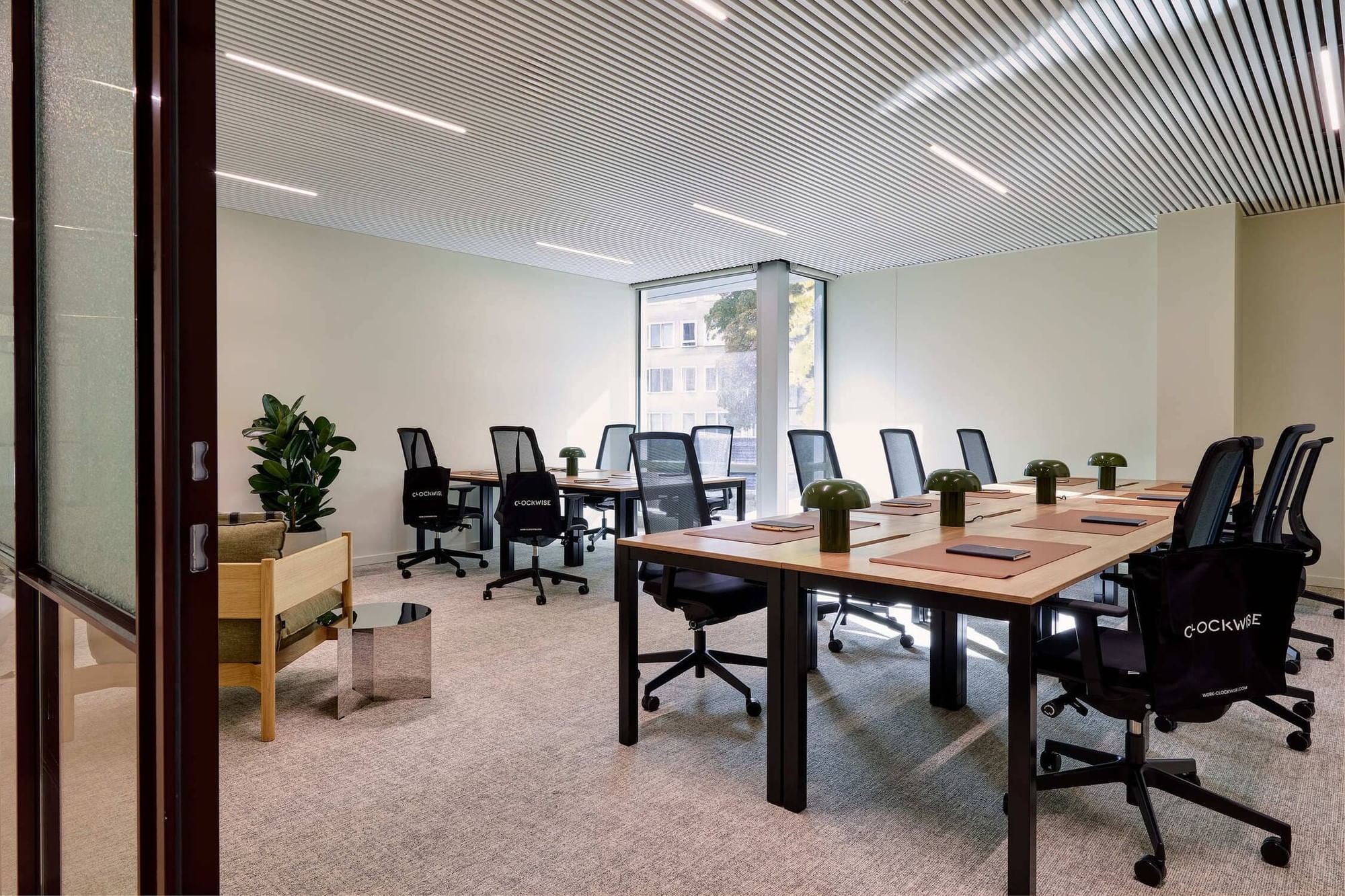 Hot desk Club lounge — Clockwise by The Louise, Zaventem