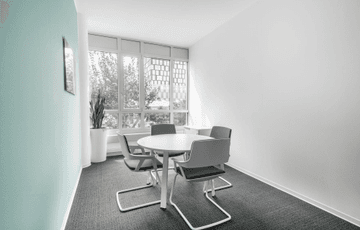 Lilie — HQ STUTTGART, HQ Offisto, Stuttgart