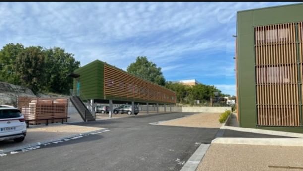 Bureau Privé VENELLES D 04 — Morphoburo Venelles, Aix-en-Provence