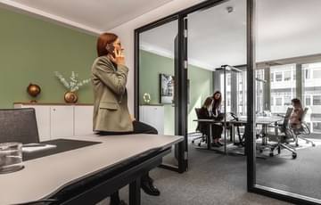 Private office for 4 persons — Contora Office Solutions - Stuttgart Kronprinzenpalais, Stuttgart