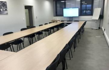 Salle SRM2 - 45m2 — Scribes e-Tic Spaces, Mâcon