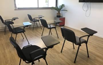 Salle de réunion 20M2 (B5) — Centre d'affaires Economis, Avignon