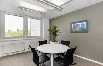 CM 411 — Regus Lugano, Cassarate, Lugano