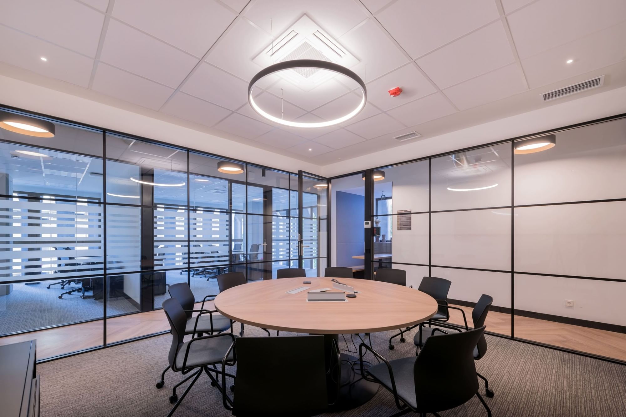 Sala de Reunion Nuevos Ministerios — Venture X Azca, Madrid