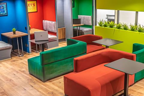 Coworking day pass — My Desk Business Center , Mohammedia