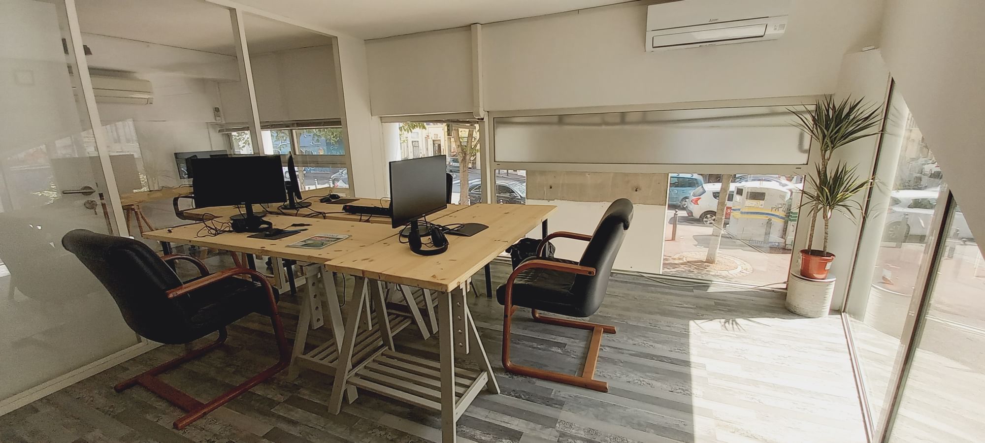 Bureau Fixe — Adalab, Gémenos