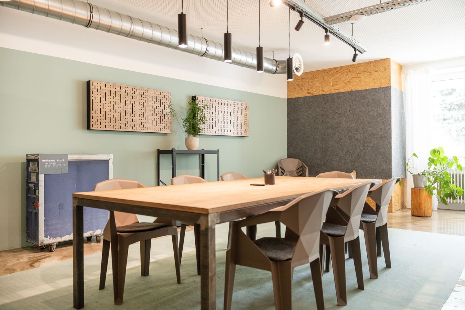 Open space Nomad — BASE Coworking, Munich
