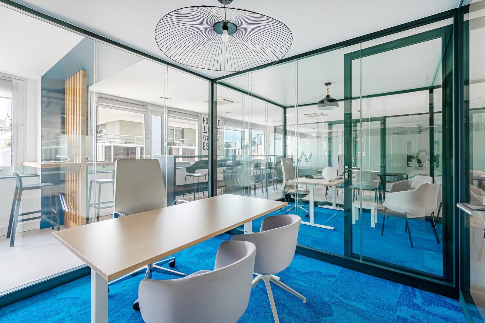 Bureau Aquarium — Coworkin 94, Serris