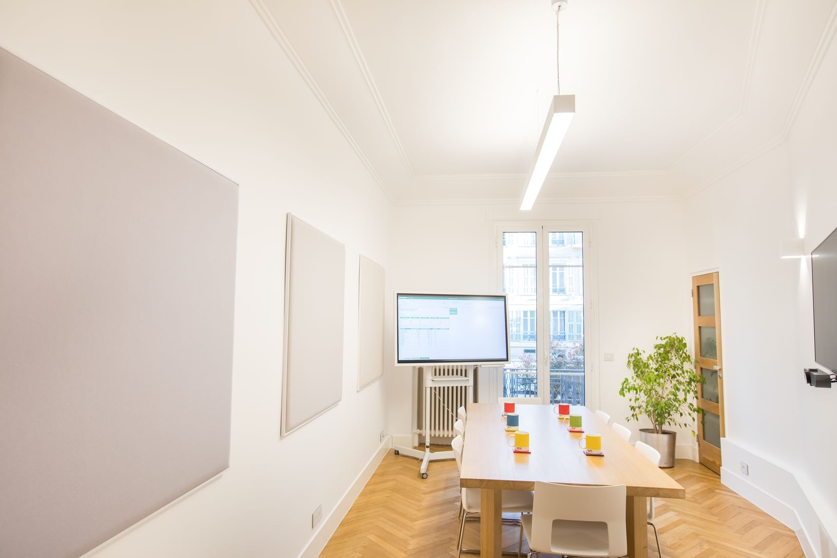 Pour 5 à 6 personnes — Paradigm, Nice