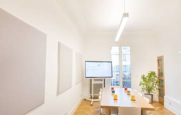 Pour 5 à 6 personnes — Paradigm, Nice