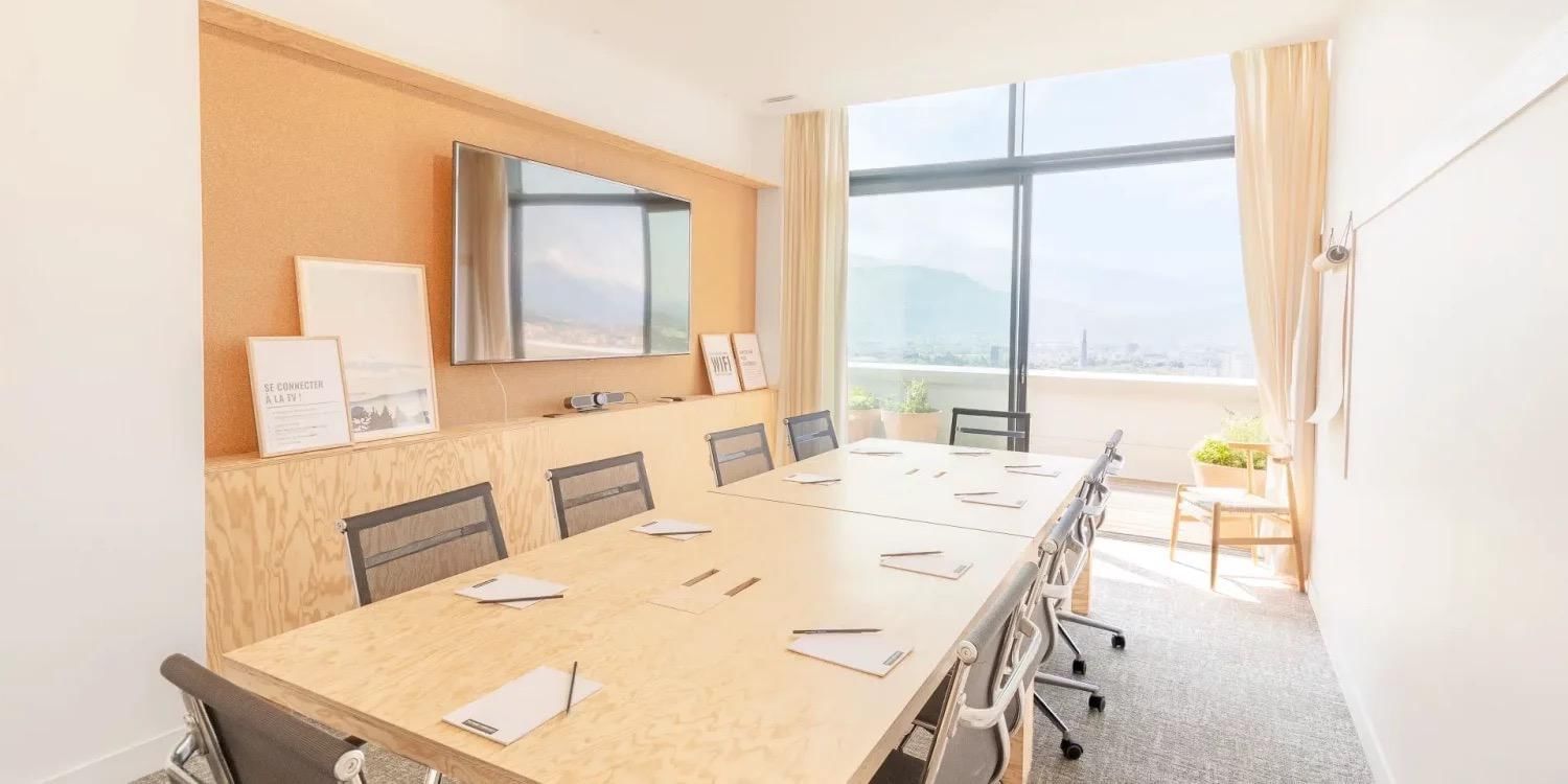 Medium Room #2 — The Babel Community Grenoble, Grenoble