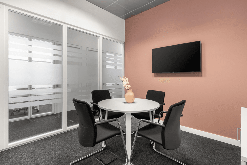 Regus CO, Colorado Springs – Briargate, Meeting room 323, Colorado Springs, CO