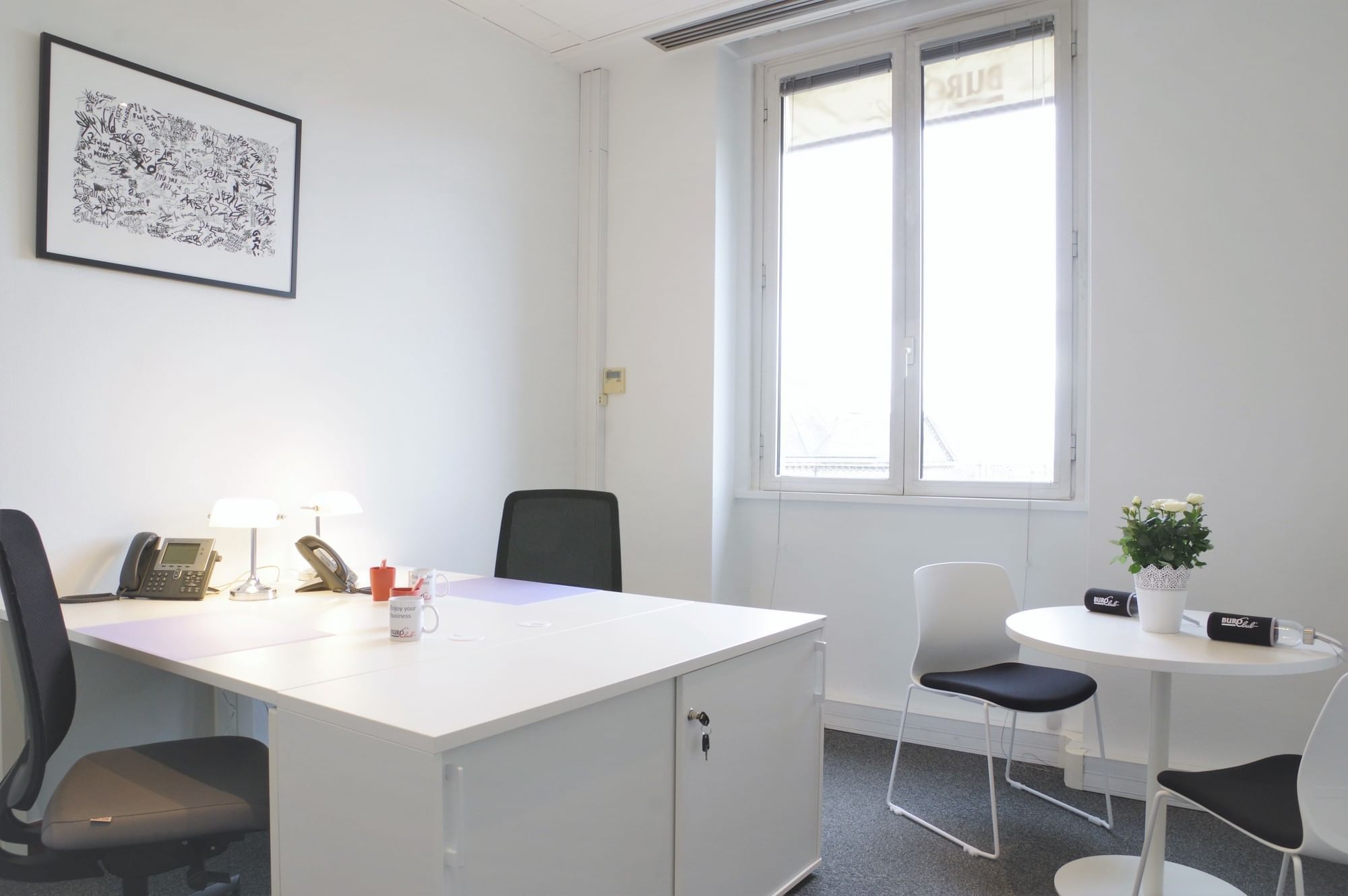 Bureau privatif 3 personnes — Buro Club Bordeaux Grand-Théâtre, Bordeaux