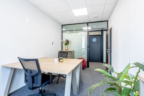 Bureau journée — B'Coworker Angers Trélazé, Angers