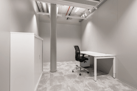 Bureau journée — Spaces BASEL, Grosspeter Tower (Spaces), Bâle