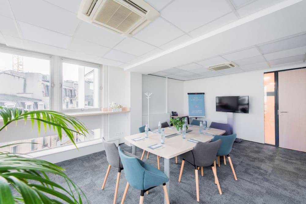 Multiburo Avenue Montaigne Coworking offices Avenue Montaigne