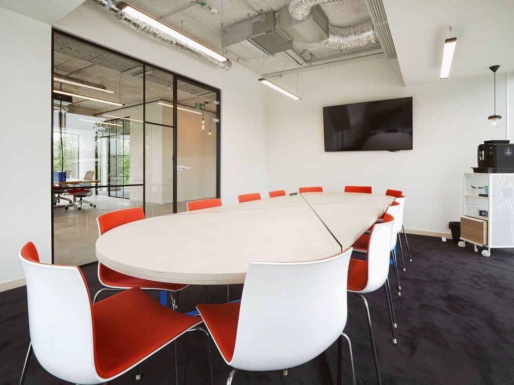 Black Light — Silversquare Zaventem, Leuven