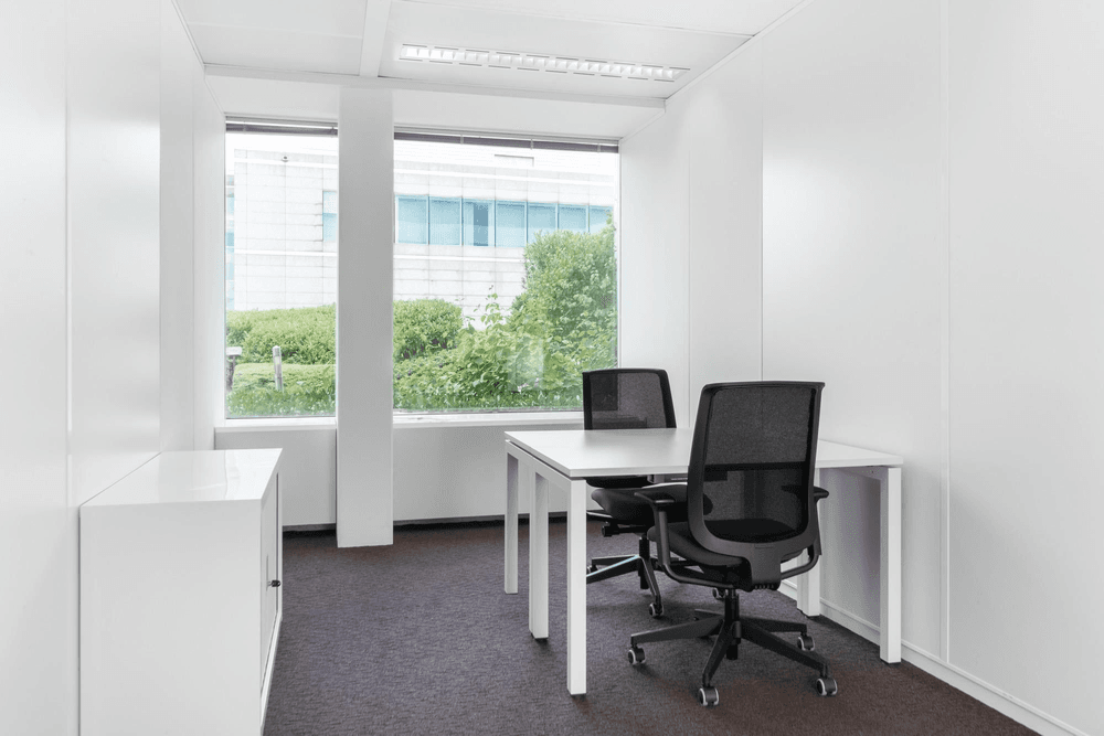 HQ Johannesburg, Cedar Square, Private office 2 people, Johannesburg