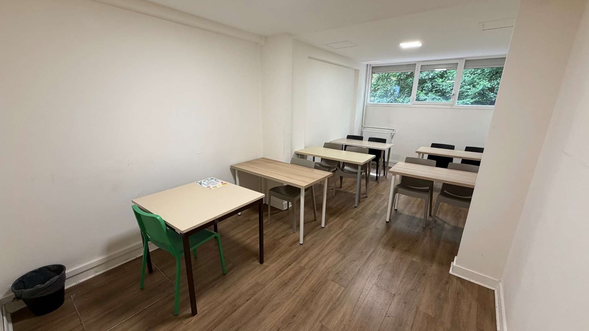 SALLE DE FORMATION - DUBLIN — Facility Center, Noisy-le-Grand