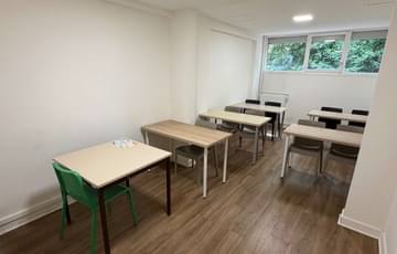 SALLE DE FORMATION - DUBLIN — Facility Center, Noisy-le-Grand