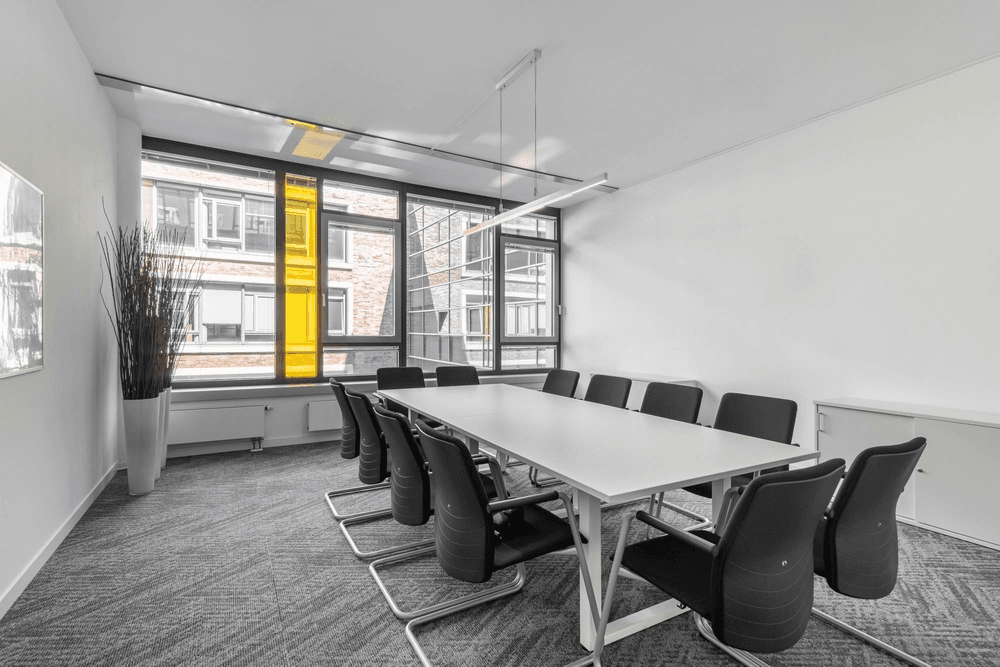 Room Carmarthen — Regus CARDIFF, Cardiff Gate Business Park