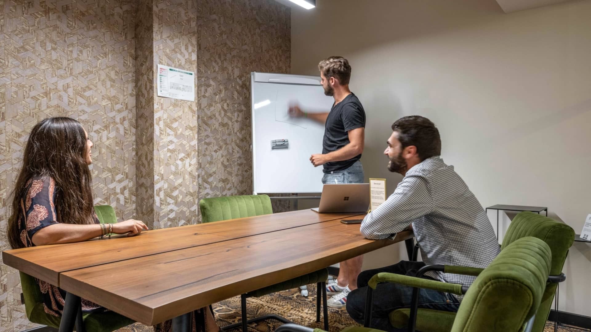 Salle En Vau — Now Coworking Marseille , Marseille