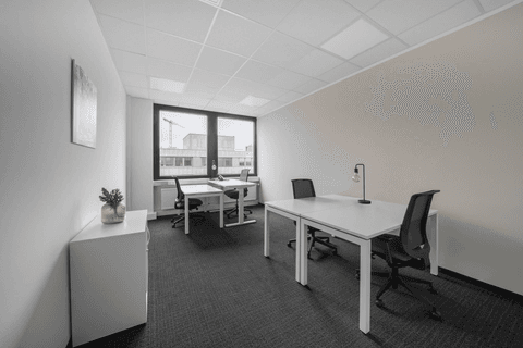 Day office — HQ NJ, Newark - One Gateway (HQ), Newark, NJ