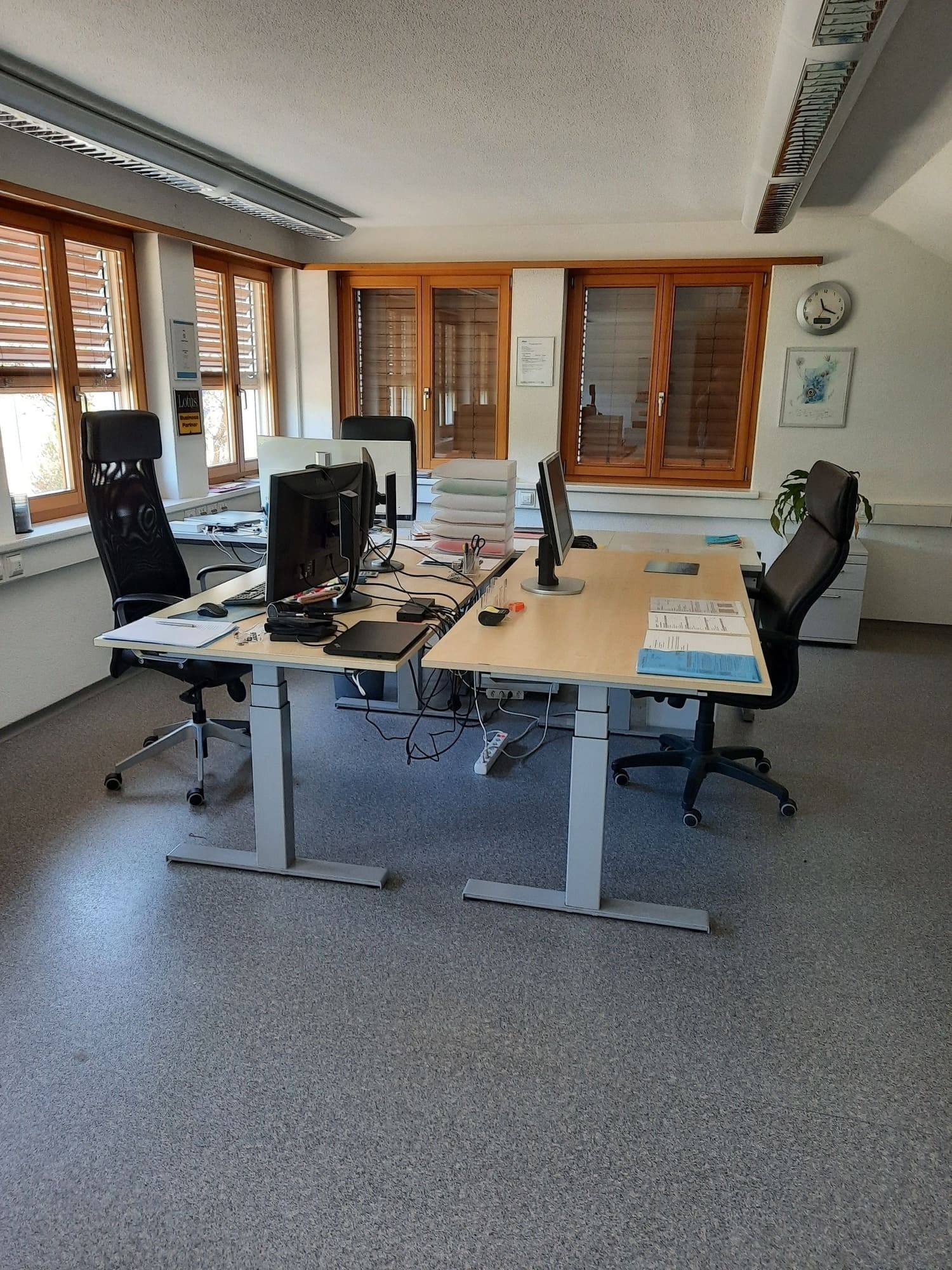 Open space Nomad — Heinz Schwitter Coworking Space CH, Wallisellen