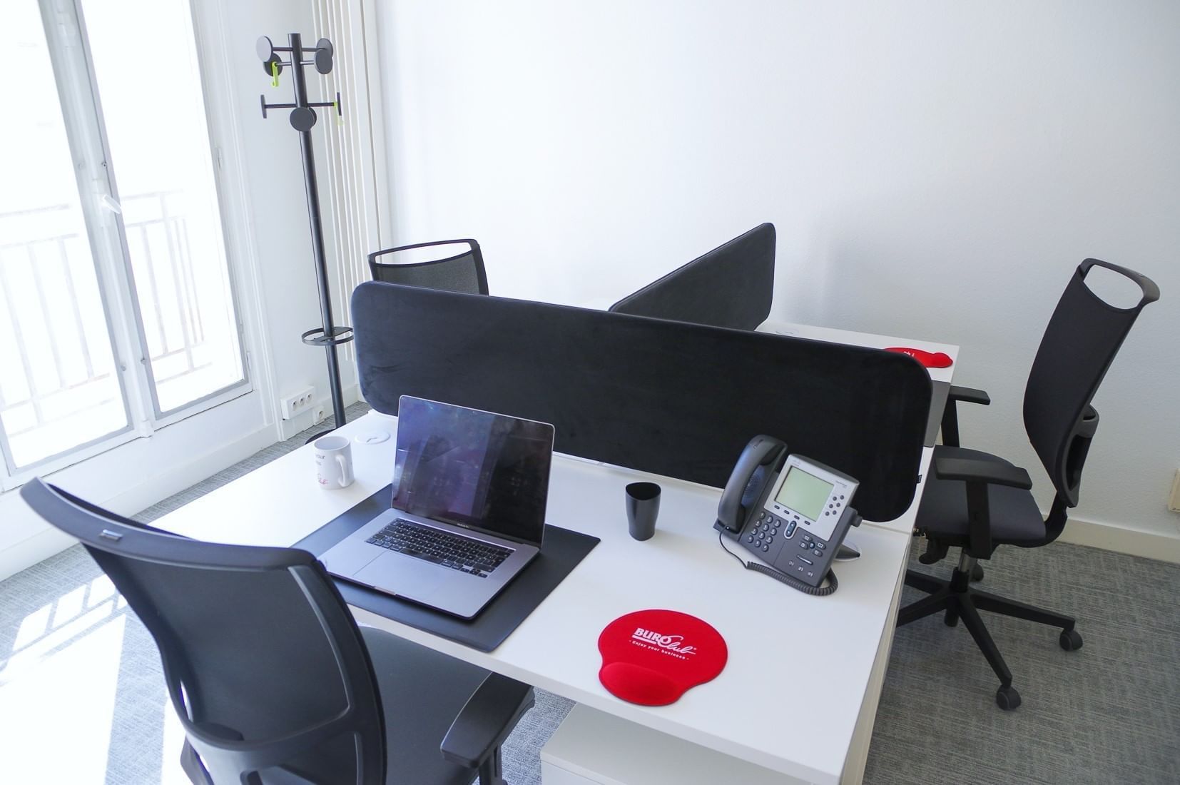 Bureau privatif 3 personnes — Buro Club Bordeaux Quinconces, Bordeaux