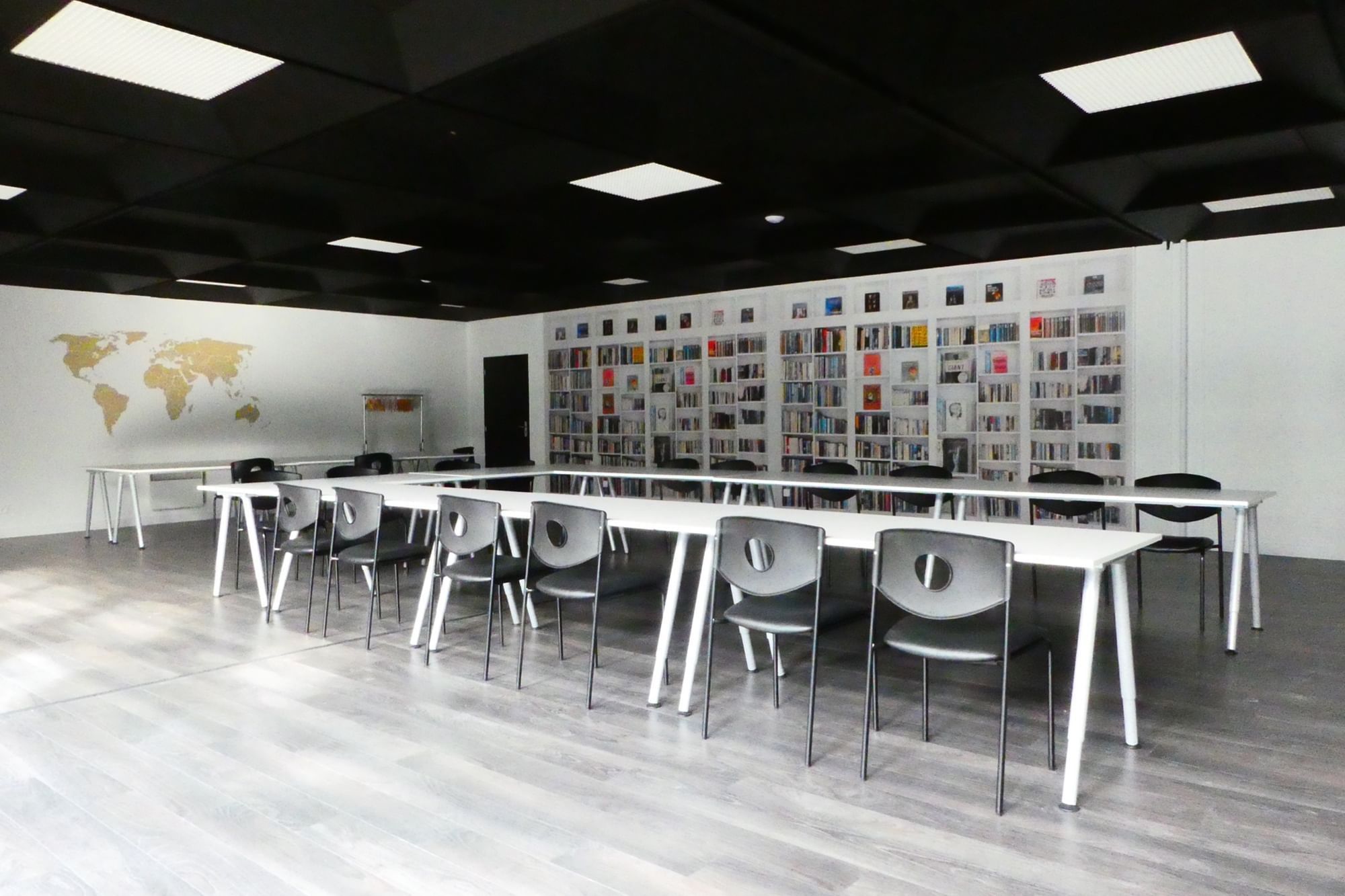 Salle Patio — Coworking Village Roanne, Roanne