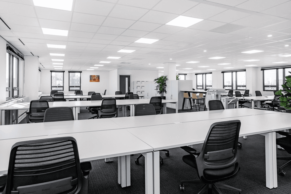 HQ San Fernando, Lim Building, Coworking desk, San Fernando, Philippines