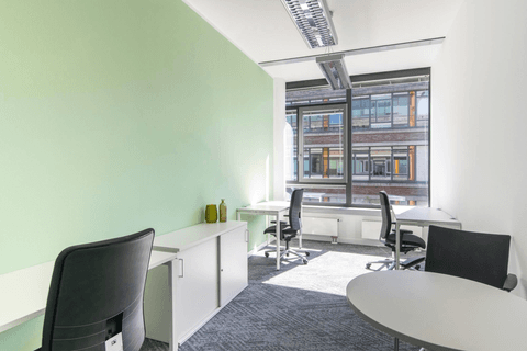 Day office — Regus Hoofddorp, Central Station, Haarlem