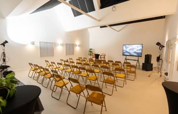 Le Plateau - Conférence/Réunion — STUDIOS 7K, Bâle