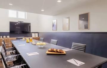 The Deep Blue Room — The Babel Community République, Marseille