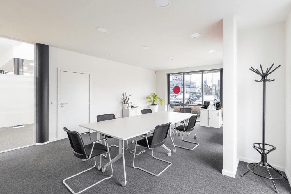 Regus LA, New Orleans - St Charles and Poydras, Meeting room Meeting Room1, New Orleans, LA