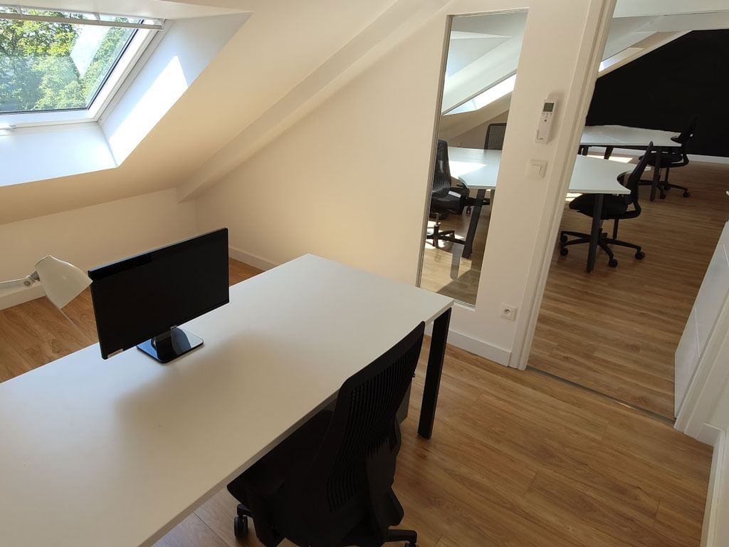 Bureau fermé 2 postes — SimpliCity, Strasbourg