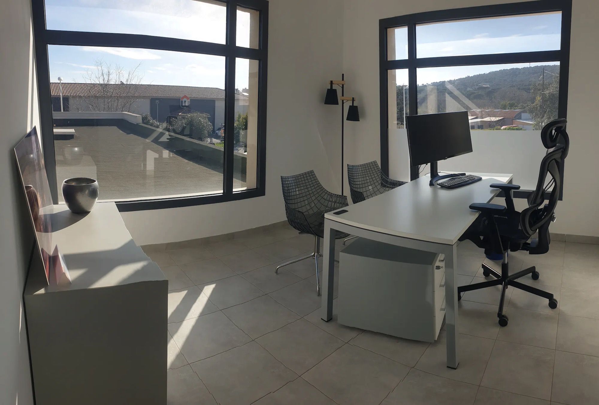 Bureau individuel — ADC Domiciliation, Saint-Raphaël