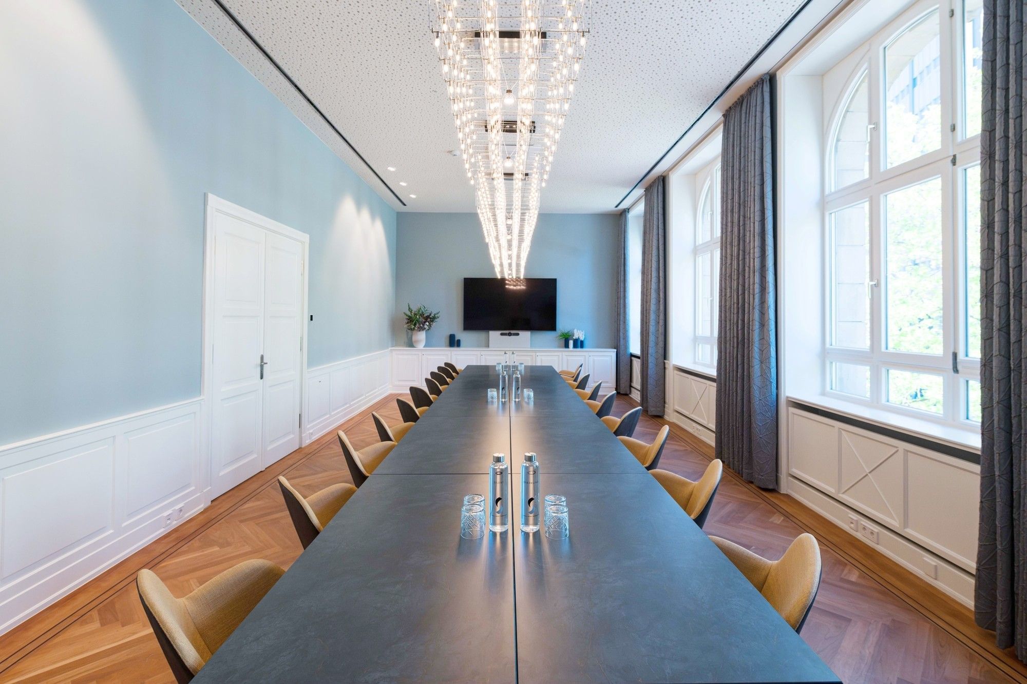 Besprechungsraum Schloss Kronberg — Satellite Office Frankfurt - Villa Sander, Bad Homburg