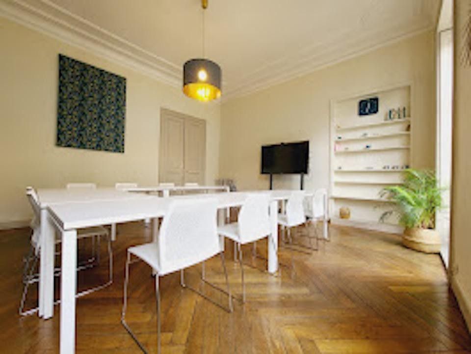 Salle de réunion de 7 à 12 personnes — Le Paon, Montpellier