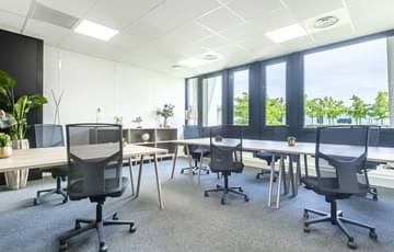 B28 - Bureau privatif standard 6 postes — B'CoWorker Orgemont, Angers