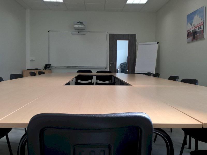 Salle SRM1- 35m2 — Scribes e-Tic Spaces, Mâcon