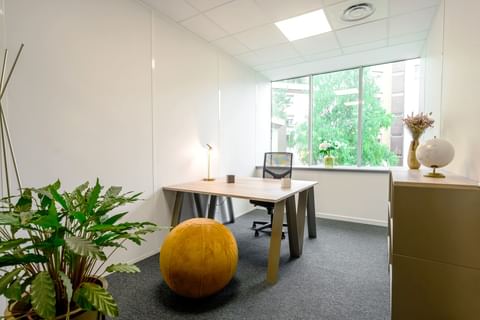 Day office — B'CoWorker Saint-Priest, Saint-Priest